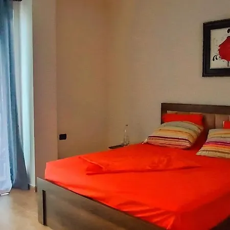 Lira's Apartment *